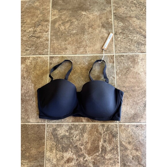 Skims Fits Everybody Strapless Bra Onyx Size 38DD - Picture 2 of 7